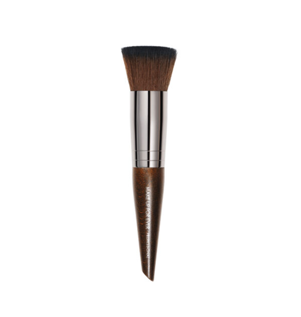 MAKE UP FOR EVER BUFFER BLUSH BRUSH - 154 ميك اب فور ايفر فرشاة احمر خدود