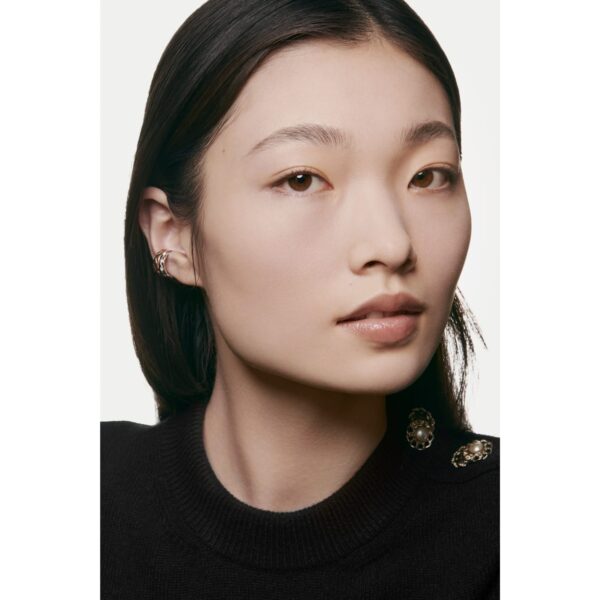 CHANEL POUDRE UNIVERSELLE LIBRE Natural Finish Loose Powder -12 شانيل لوس باودر للبشرة - Image 4
