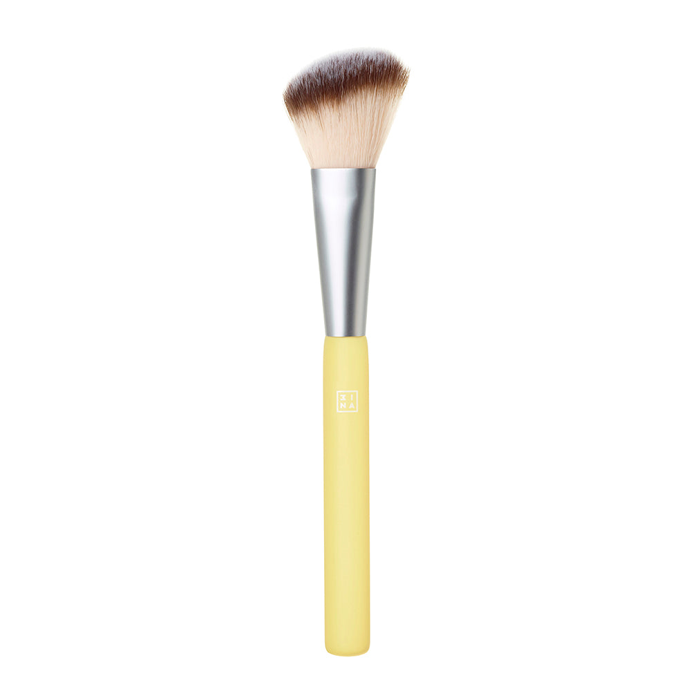 3INA THE ANGLE BLUSH BRUSH فرشاة م احمر خدود للبشرة - Image 2