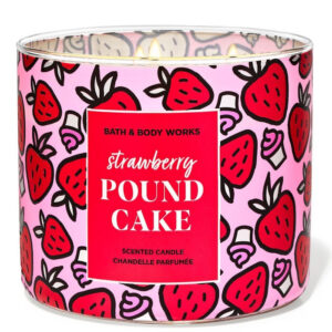 Bath & Body Works Strawberry Pound Cake 3-Wick Candle شمعة معطرة