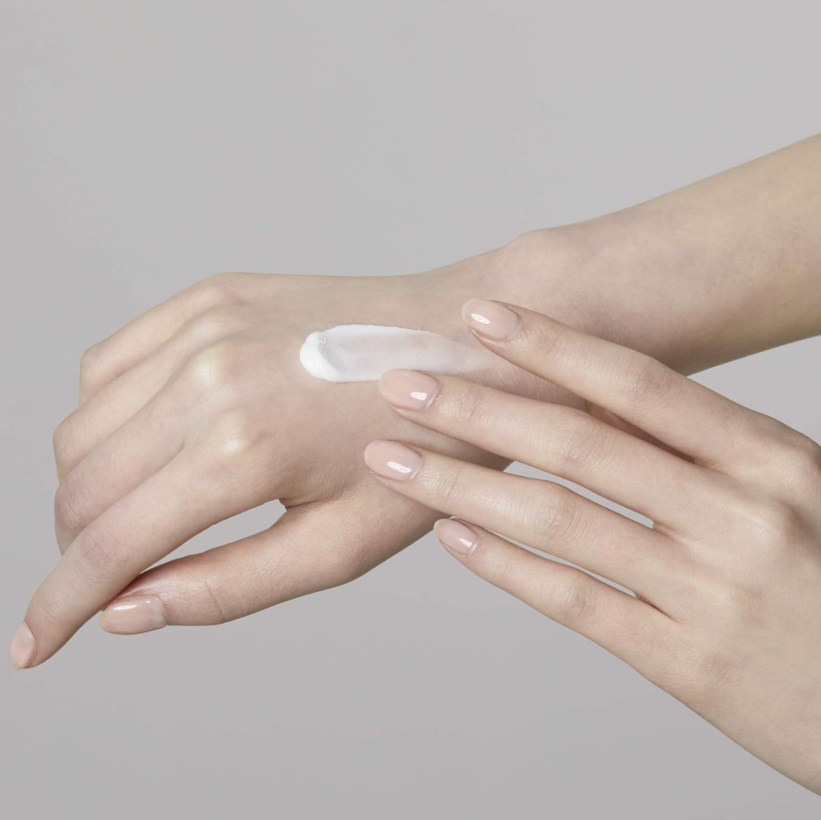 COSRX Ceramide Therapeutic Hand Cream Intense for Dry Cracked Hands كريم كوسركس سيراميد العلاجي المكثف لليدين الجافة والمتشققة - Image 3