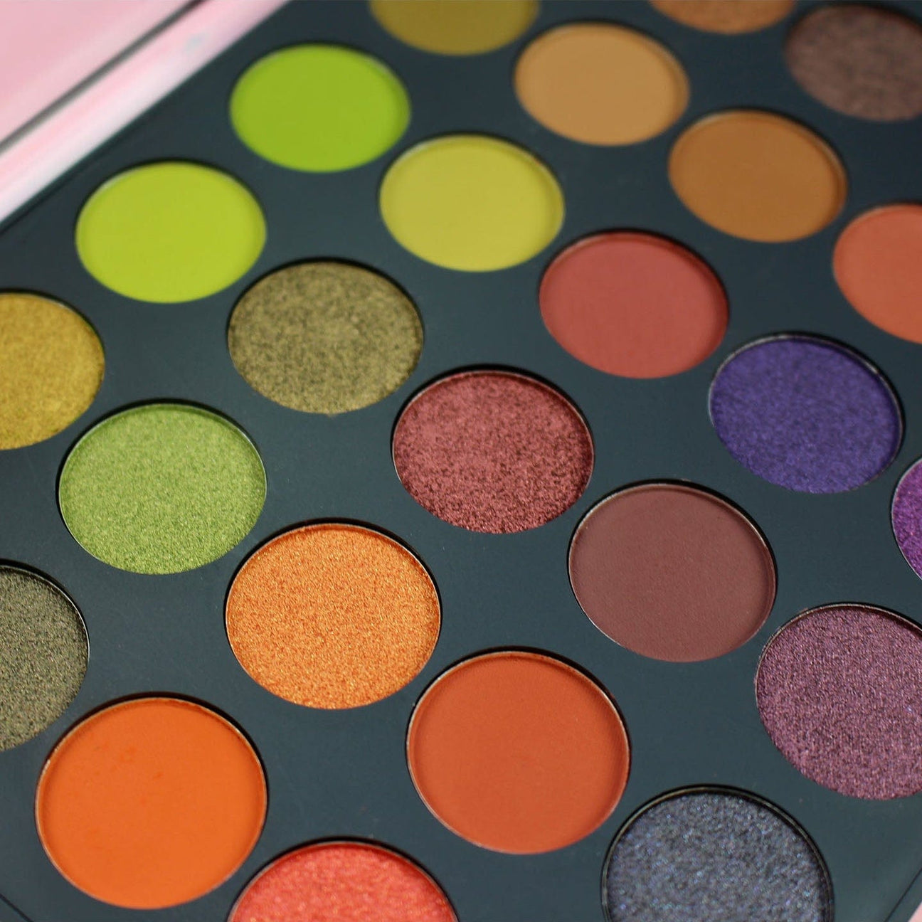 TECHNIC MARRAKECH PRESSED PIGMENT PALETTE تكنك باليت ظلال للعيون - Image 2