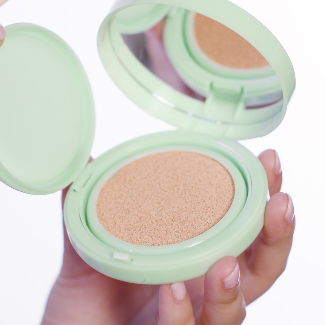 PIXI Glow Tint Cushion Brightening Colour Corrector - Peach Tint بكسي كوشن يوحد لون البشرة - Image 4