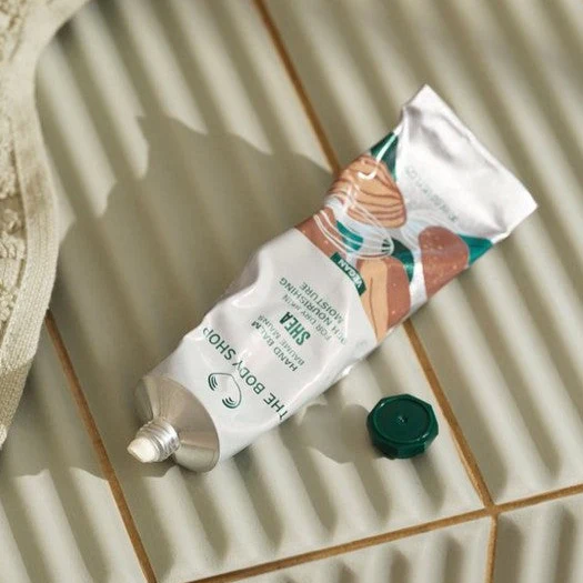 THE BODY SHOP Shea Hand Balm 30ml بلسم اليدين بزبدة الشيا من ذا بدي شوب - Image 2