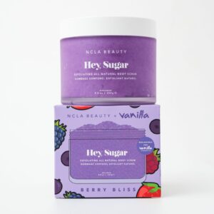 NCLA BEAUTY x VANILLA BERRY BLISS EXFOLATING ALL NATURAL BODY SCRUB 250g نكلا بيوتي بالتعاون مع فانيلا مقشر للجسم