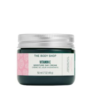 THE BODY SHOP VITAMIN E MOISTURE DAY CREAM 50ml كريم نهاري غني بالفيتامين E للعناية بالبشرة من ذا بدي شوب