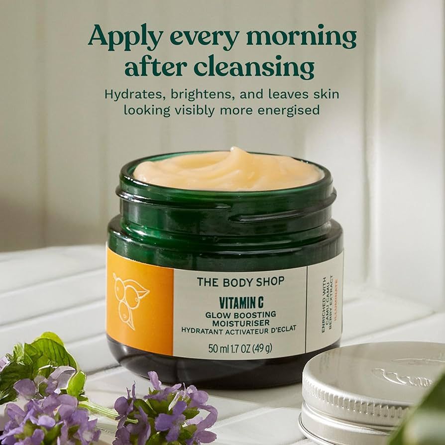 THE BODY SHOP VITAMIN C GLOW BOOSTING MOISTURISER 50ml كريم الفيتامين C المرطب للبشرة من ذا بدي شوب - Image 3