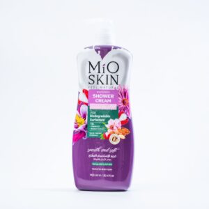 MIO SKIN WHITENING SHOWER CREAM BLOSSOM EXTRACT 900ml كريم استحمام من مايو سكن