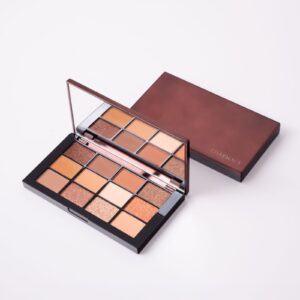 CHARMACY MILANO CMC EYE SHADOW 12 COLORS PALETTE -02  مجموعة ظلال العيون من جارماسي ميلانو  12 لونًا