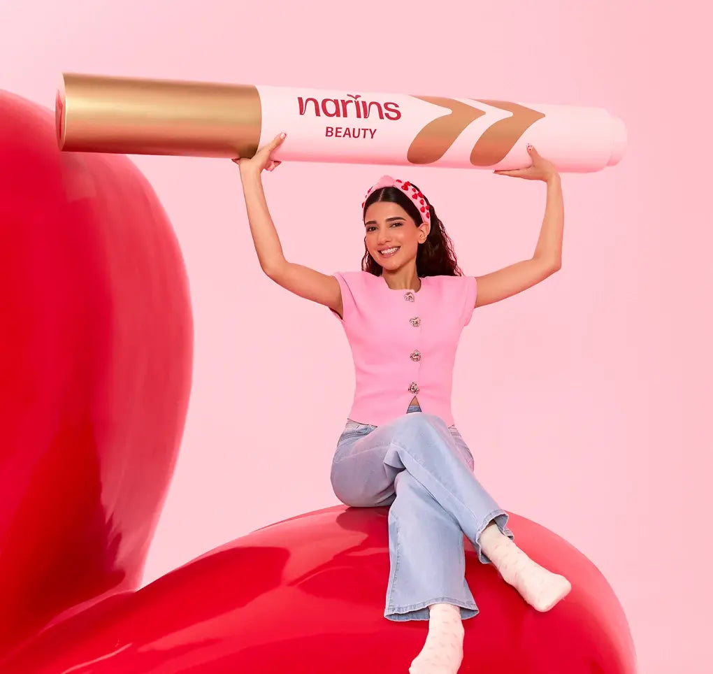 NARINS BEAUTY BUN BUN RED POUCH نارين بيوتي حقيبة ميكاب حمراء - Image 5