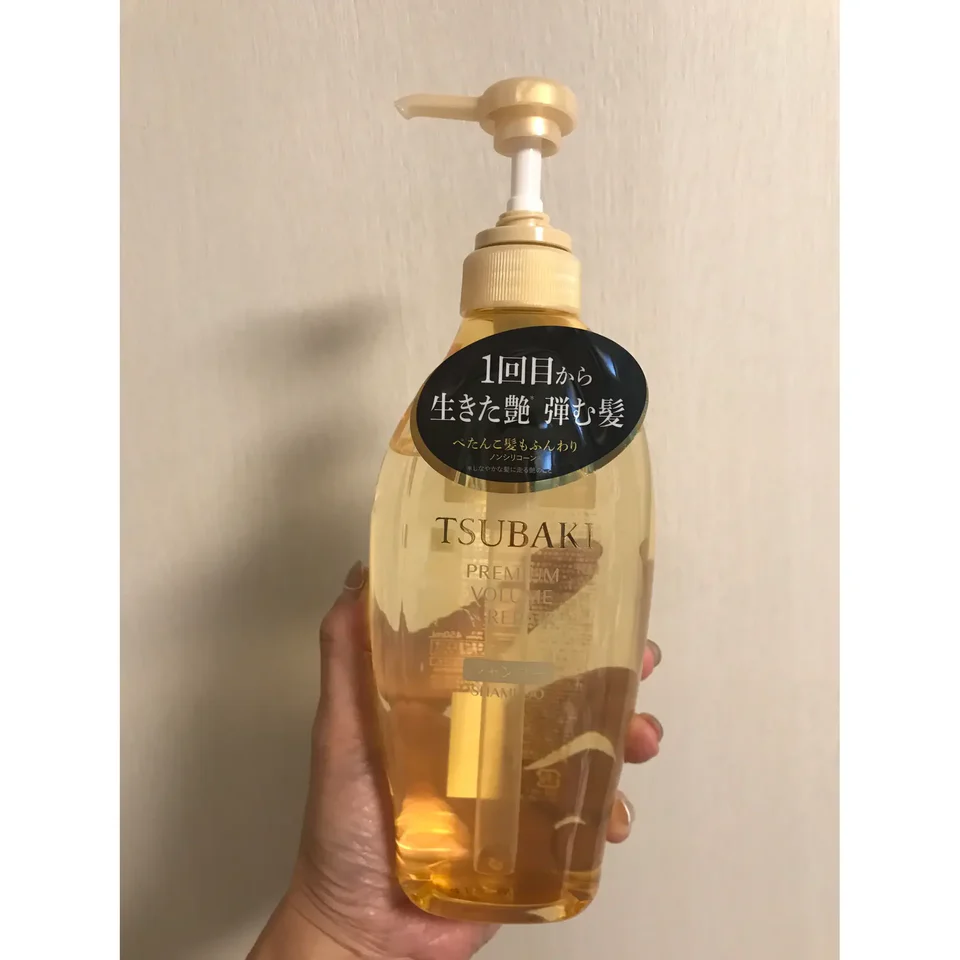 SHISEIDO TSUBAKI Premium Volume & Repair Camellia Hair Shampoo شامبو مكثف ومعالج من شيسيدو - Image 3