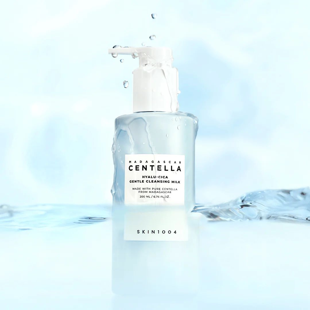 SKIN1004 MADAGASCAR CENTELLA HYALU-CICA GENTLE CLEANSING MILK 200ml غسول كريمي للبشرة - Image 2