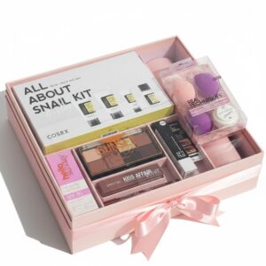 VANILLA CHRISTMAS GIFT SET مجموعة ميكاب أنيقة ومتكاملة مناسبة للهدايا