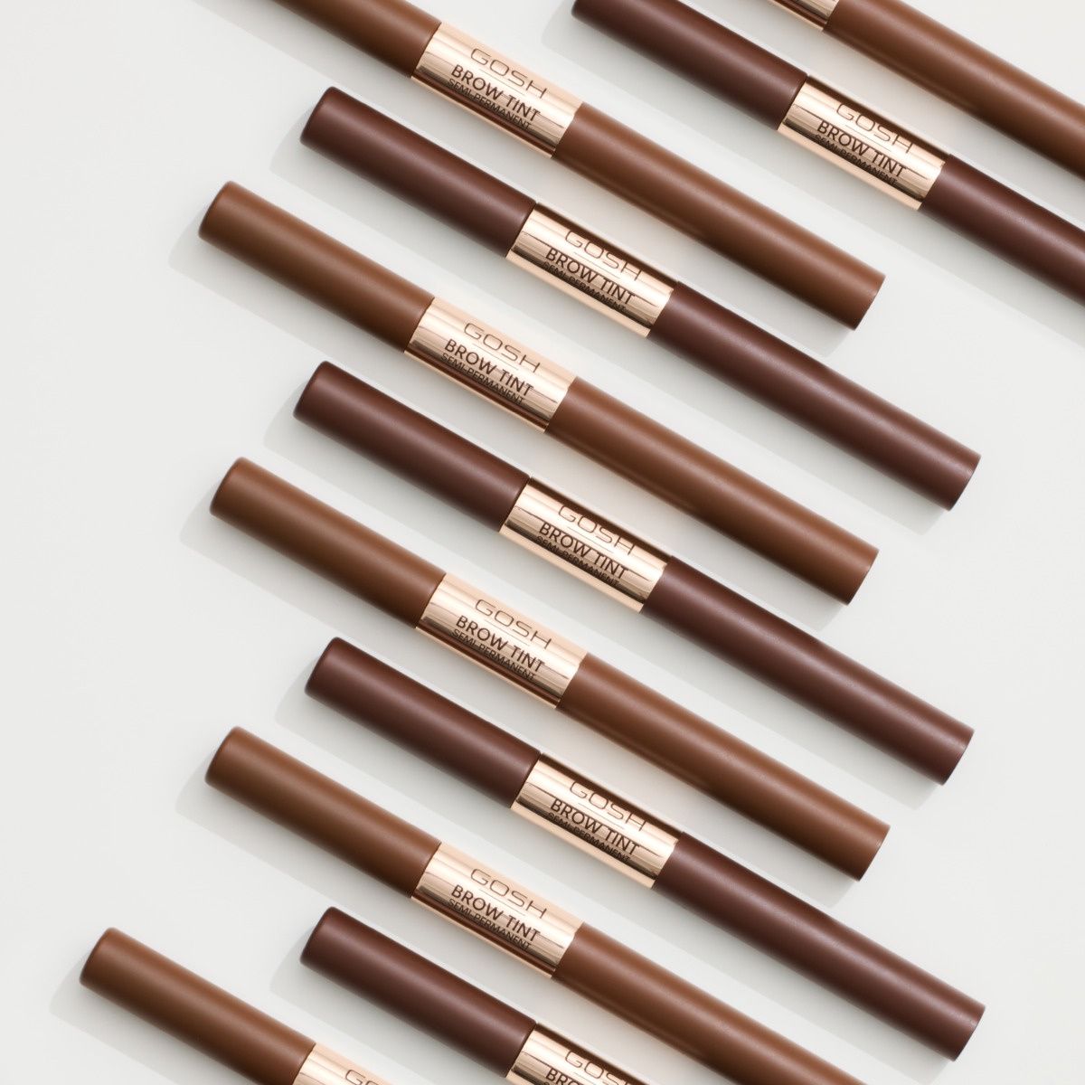 GOSH BROW TINT - 002 DARK BROWN قلم تحديد الحواجب من گوش - Image 3