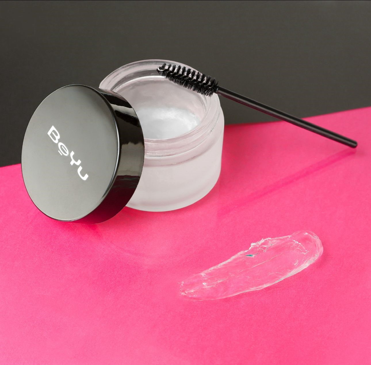 BEYU Wow Styling Clear Eyebrow Gel جل تصفيف الحواجب الشفاف من بي يو - Image 2