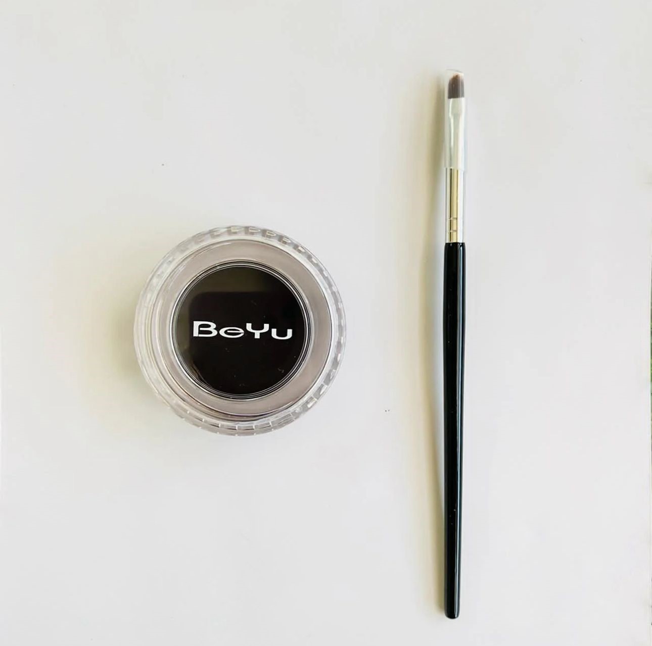 BEYU Tattoo Gel Eyeliner 01 جل ايلاينر & فرشاة من بي يو - Image 3