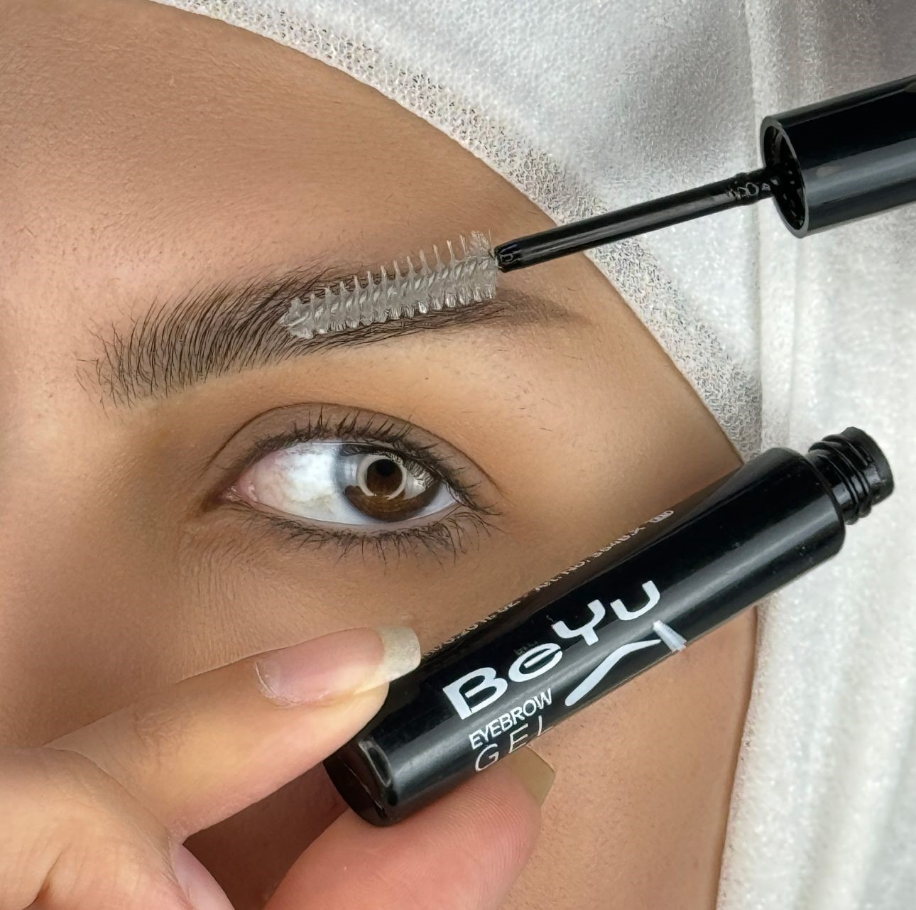 BEYU Eyebrow Gel Mascara ماسكارا جل الحواجب من بي يو - Image 2