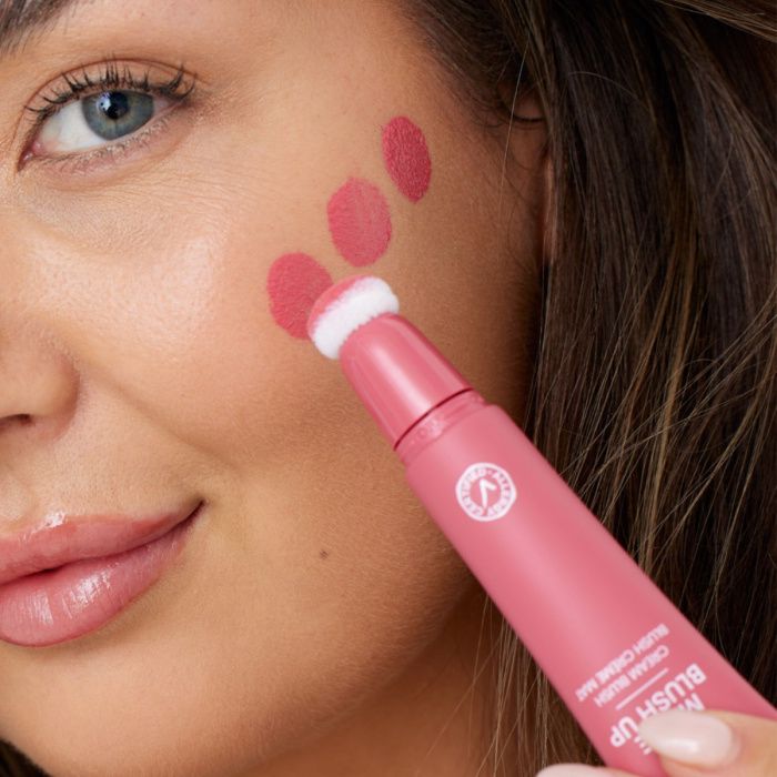 GOSH MATTE BLUSH UP احمر خدود من گوش - Image 3