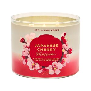 BATH AND BODY WORKS JAPANESE CHERRY BLOSSOM 3-Wick Candle شموع معطرة