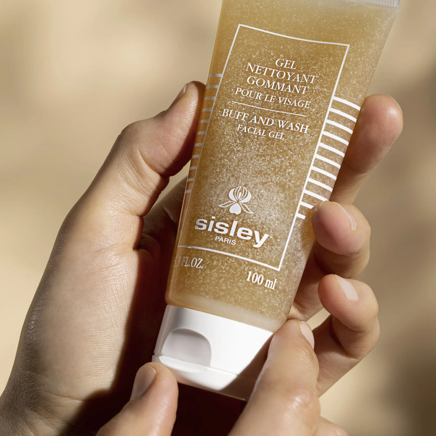 SISLEY Buff and Wash Facial Gel 100ml سيسلي جل غسول متيف وملمع للوجه - Image 3