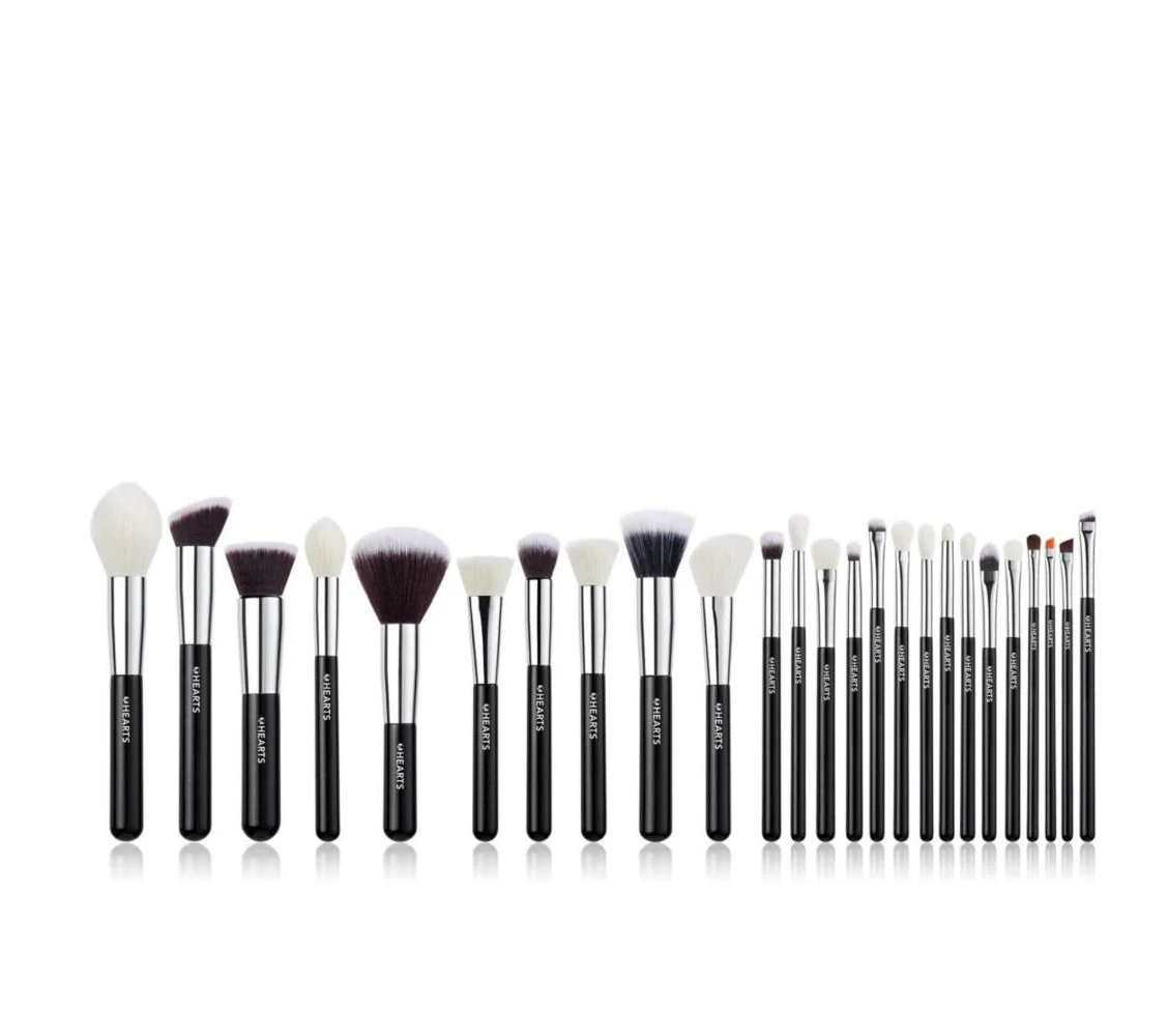 HEARTS Professional Makeup Brush Set 25 Pieces هارتس مجموعة فرش مكياج مكونة من 25 قطعة - Image 3