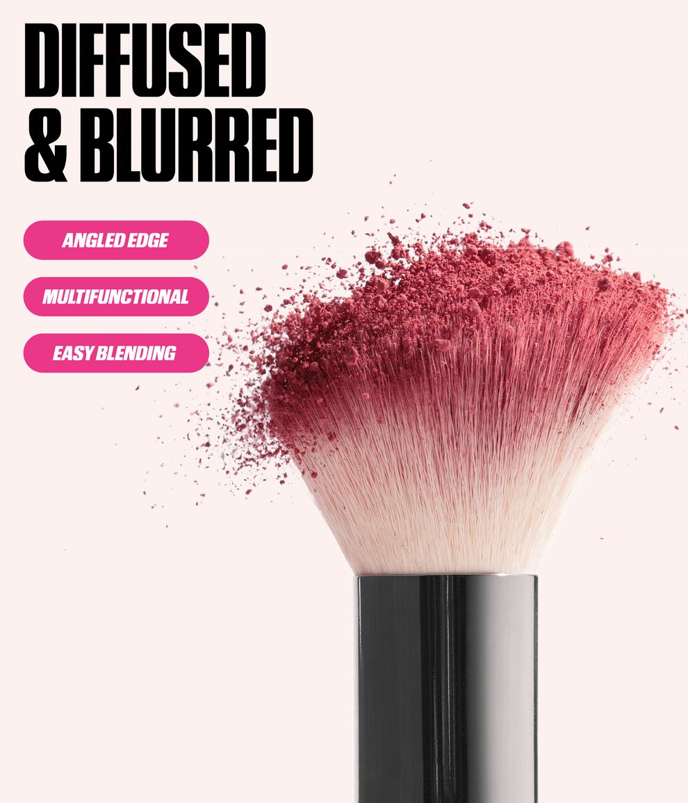 HUDA BEAUTY DIFFUSING CHEEK BRUSH هدى بيوتي فرشاة لأحمر الخدود - Image 4