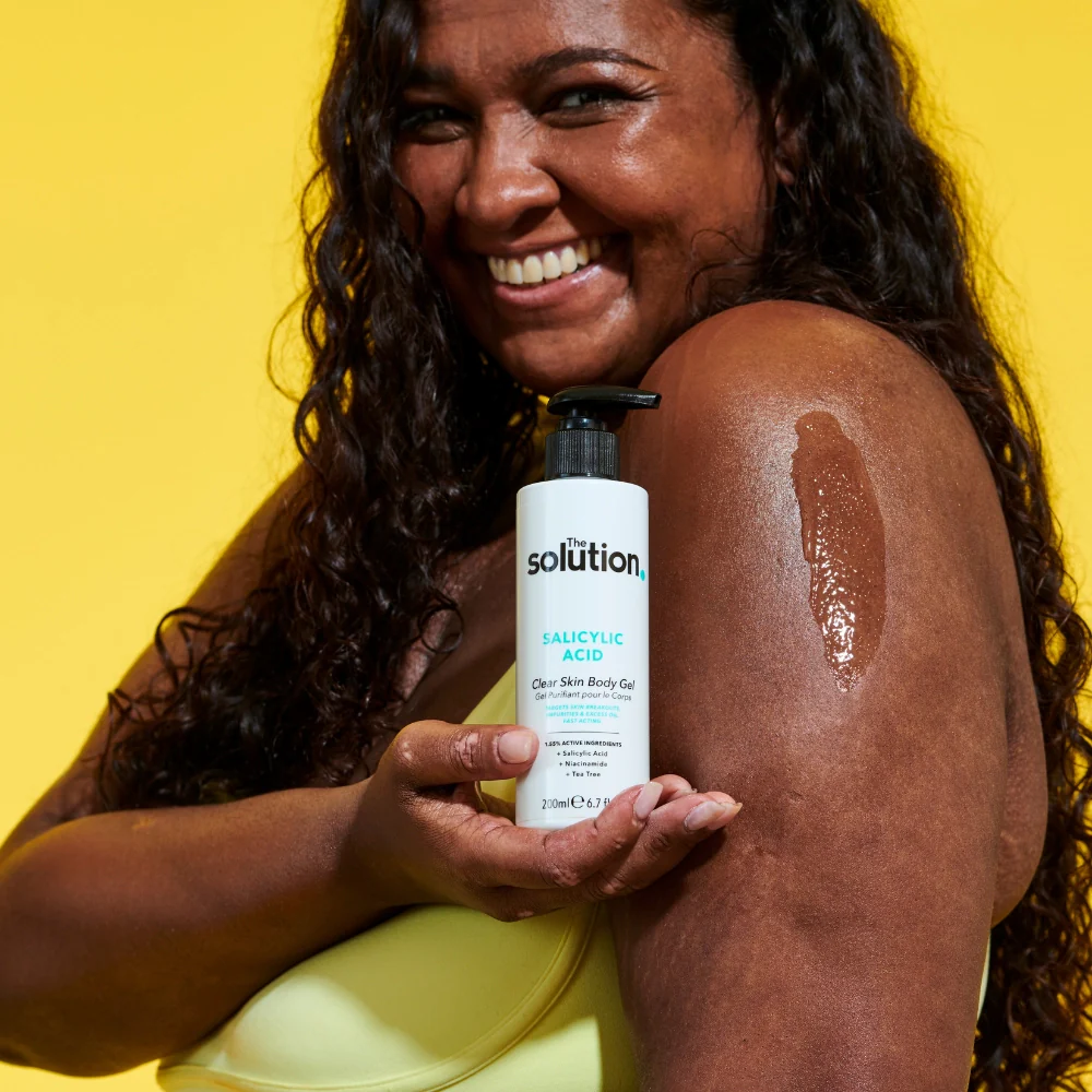 THE SOLUTION salicylic acid clear skin body gel 200ML جل مرطب للجسم بحمض الساليسيليك لتفتيح البشرة - Image 3