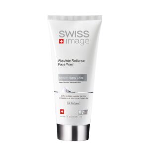 SWISS IMAGE Brightening Face Wash with Niacinamide 200ml سويس ايمج غسول النياسيناميد يعزز اشراقة البشرة