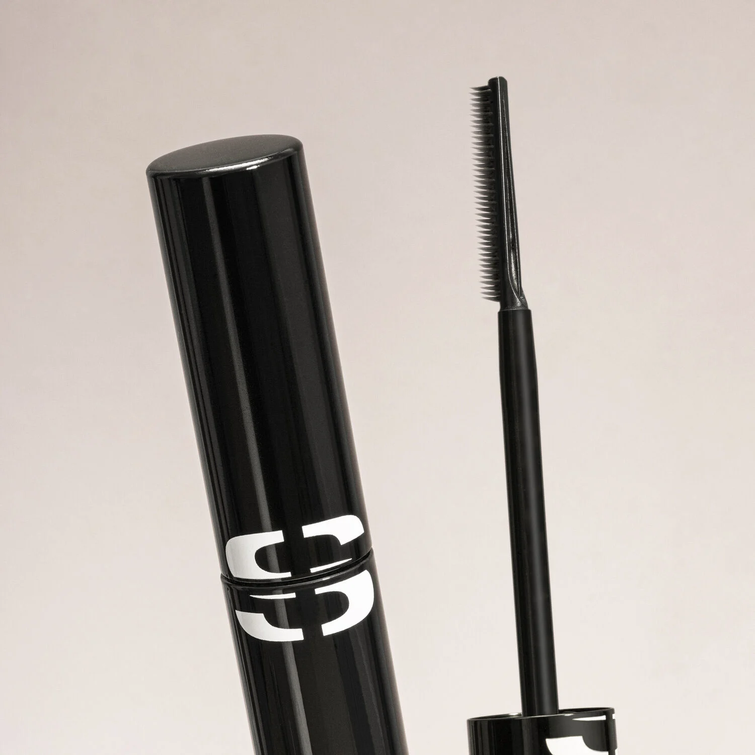 SISLEY So Intense Mascara - 1 Deep Black سيسلي ماسكارا لتكثيف الرموش - Image 2