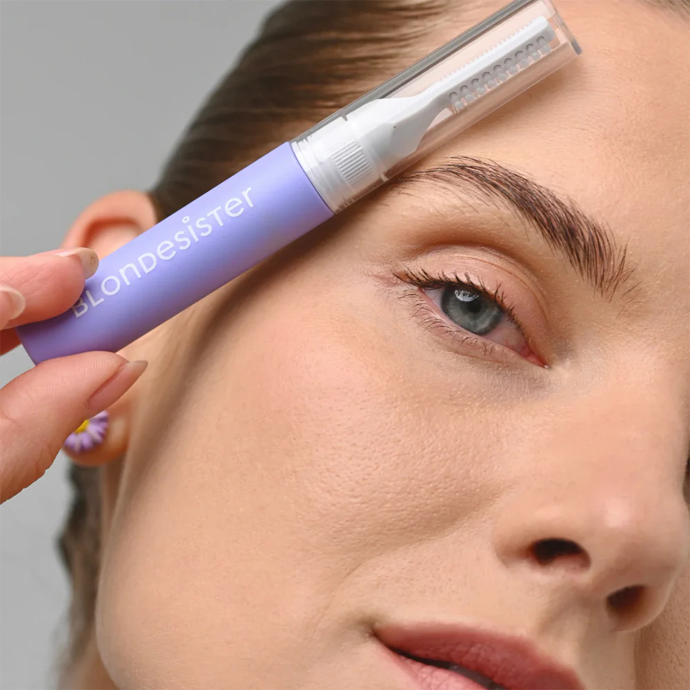BLONDESISTER 3 in 1 Fix & Go Brow Gel - eyebrow gel بلوندي سيستر جل تصفيف الحواجب - Image 4