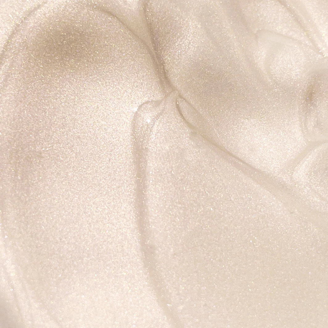 BLONDESISTER 2 IN 1 RADIANCE PRIMER LIGHT TOUCH بلوندي سيستر برايمر مرطب يضفي إشراقة للبشرة - Image 2