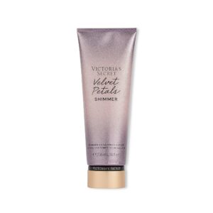 VICTORIA SECRET FRAGRANE LOTION 236ml - VELVET PETALS SHIMMER فيكتوريا سيكريت مرطب للجسم