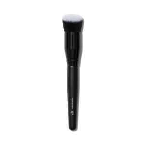 E.L.F Liquid Blush Brush ايلف فرشاة لتطبيق أحمر الخدود السائل