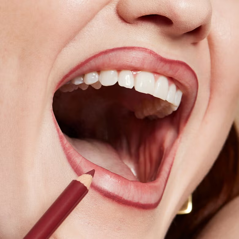 E.L.F Cream Glide Lip Liner ايلف قلم تحديد شفاه كريمي - Image 5